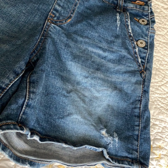 Guess Shortalls size 26 - Picture 5 of 9
